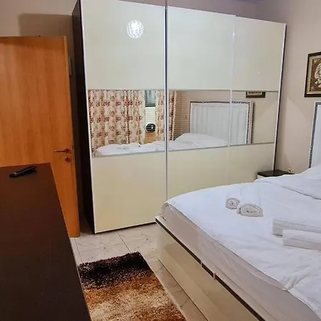 Alba Center Apartment-2bedrooms&2bathrooms *